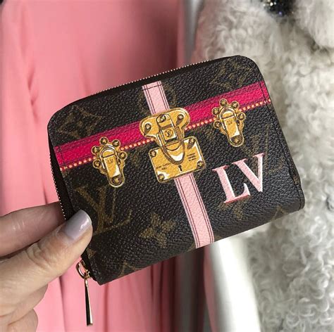 can you pay cash at louis vuitton|louis vuitton accepted payments.